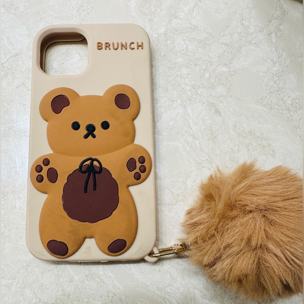 Yatchen Kawaii Tan Bear Brunch iPhone Case with Pom Pom Keychain - Picture 2 of 5